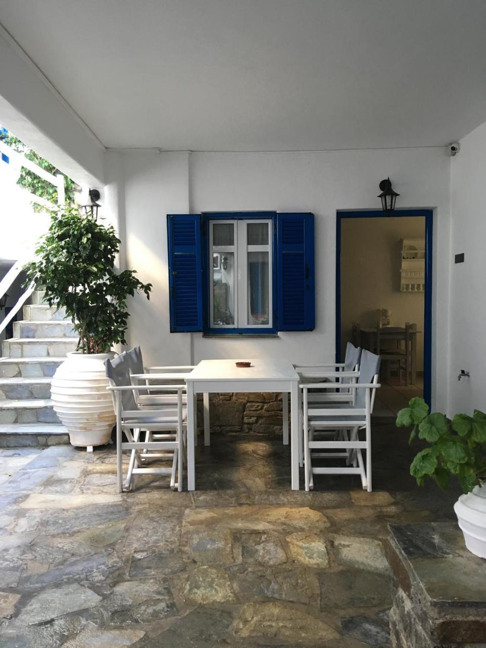 Stefano Apartments ناوسا المظهر الخارجي الصورة